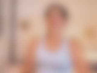 Live cam show with Shanon-mature - Granny Petite on crypto-cams