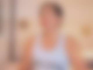 Live cam show with Shanon-mature - Trimmed Granny on crypto-cams