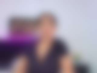 Shanon-mature MILF webcam performer live streaming