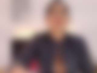 Shanon-mature MILF webcam performer live streaming