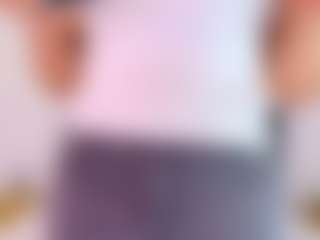 Shanon-mature MILF webcam performer live streaming