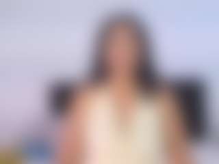 Shanon-mature MILF webcam performer live streaming
