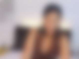 Shanon-mature MILF webcam performer live streaming