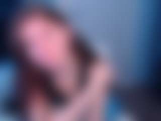 DaniellaTrue1's Live Sex Cam Show
