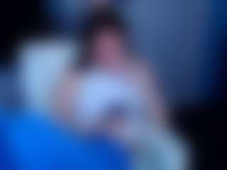 DaniellaTrue1's Live Sex Cam Show