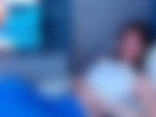 DaniellaTrue1's Live Sex Cam Show