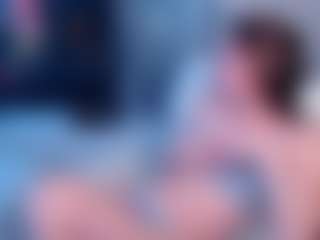 DaniellaTrue1's Live Sex Cam Show
