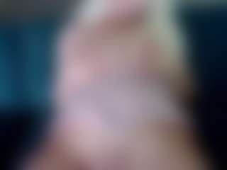 Live cam show with Lia Lumi - Ebony on livesuperchat.net | netherlands