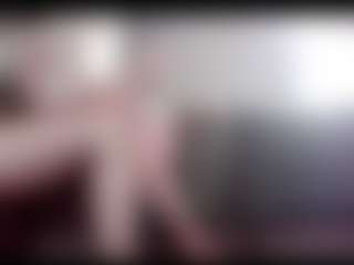 Live cam show with Lia Lumi - Moaning on madthumbs