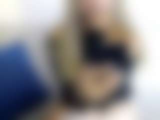 Live cam show with Lia Lumi - Blonde Hair on Camsoda