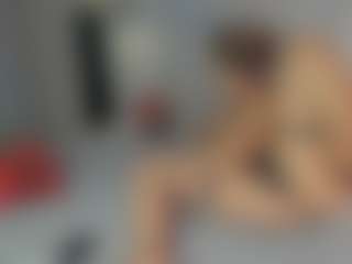 Live cam show with MichellAngels - Implants on hotwifechat.live