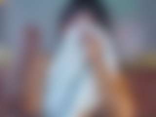 Live cam show with Amy - Curvy on Chatstar