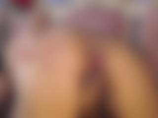 Live cam show with Amy - Bedroom Latina on thefappeningchat.com | colombia