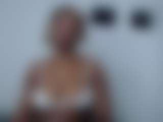 Live cam show with Becky - Thong on TeamSkeetLive