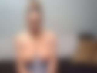 Live cam show with JourniFoxx - Ebony on madthumbs | united states