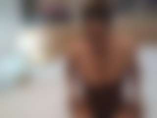 JourniFoxx's Live Sex Cam Show