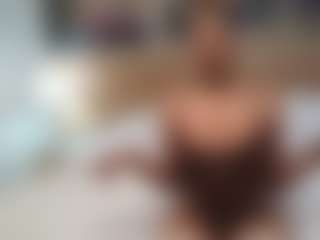 JourniFoxx's Live Sex Cam Show