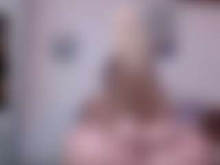 Live cam show with Lilaa-x - Bikini on Gym Cam Girls