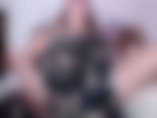 Live cam show with Lilaa-x - Green Eyes on AdultVida.com