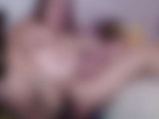 Live cam show with Lilaa-x - Smoking on sexylive.show