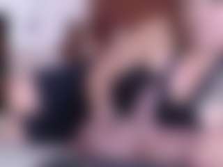 Live cam show with Lilaa-x - Bedroom on Camsoda