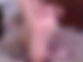 Live cam show with Lilaa-x - Bedroom Brown Hair on Camsoda