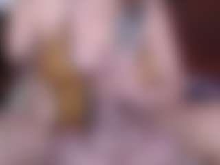Live cam show with Lilaa-x - Smoking on Livezox