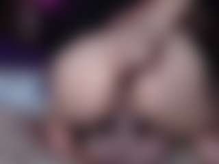 Lilaa-x's Live Sex Cam Show