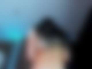 Live cam show with Nicole - Bedroom on Hubzter Live