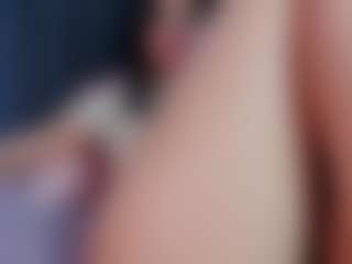 Live cam show with Nicole - Bedroom on Free Soda