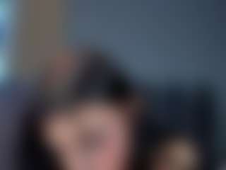 Live cam show with Nicole - Living Room on livesuperchat.net