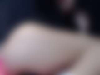 Live cam show with Nicole - Bedroom on Camsoda