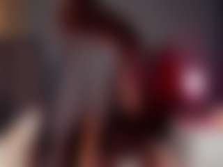 Live cam show with Nicole - Athletic on Mixed Magazine Live