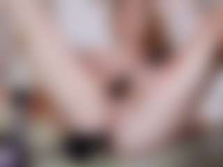 Live cam show with nikitasunrise - Red Hair on AdultVida.com