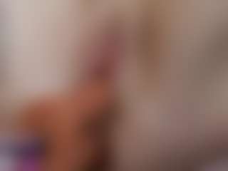 Live cam show with nikitasunrise - Red Hair MILF on TastyBlacksLive