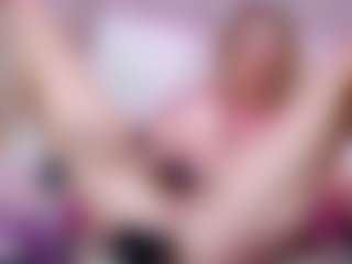 Live cam show with nikitasunrise - Red Hair on Camsoda
