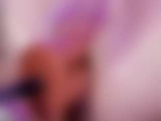 Live cam show with nikitasunrise - Fingering MILF on Camsoda