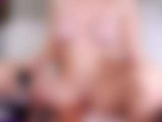 Live cam show with nikitasunrise - Red Hair on livesexfox.com