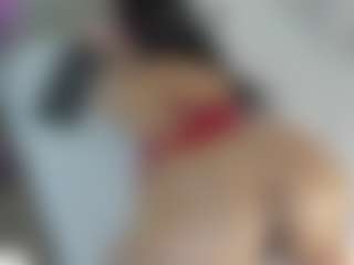 Live cam show with Angie-Roses - Flashing on livesuperchat.net