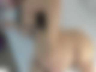 Live cam show with Angie-Roses - HD Curvy on Camsoda