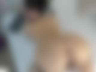 Live cam show with Angie-Roses - Amateur on Camsoda