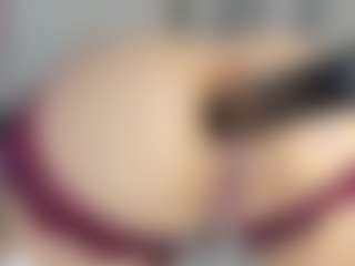 Live cam show with Angie-Roses - BBW on https://playwithruby.com