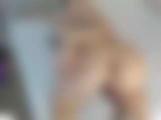 Live cam show with Angie-Roses - Young Adult on fapnchat