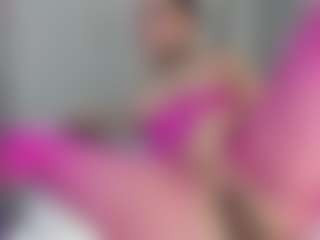 Live cam show with Angie-Roses - Bedroom Toys on xxxlivecams.org