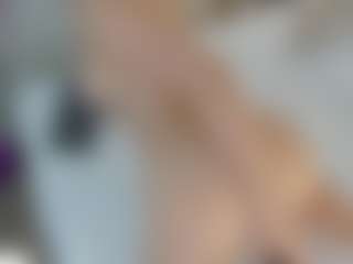 Live cam show with Angie-Roses - BBW Small Tits on Milfs Live