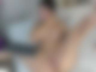 Live cam show with Angie-Roses - Small Tits on Gym Cam Girls