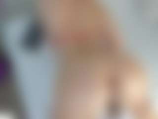 Live cam show with Angie-Roses - Fetish on SmokeAndPoke