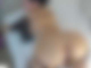 Live cam show with Angie-Roses - Big Ass on studioflirtlive.com