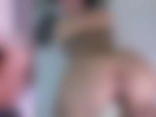 Live cam show with Angie-Roses - Bedroom Curvy on fapnchat
