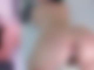 Live cam show with Angie-Roses - Young Adult on Camsoda